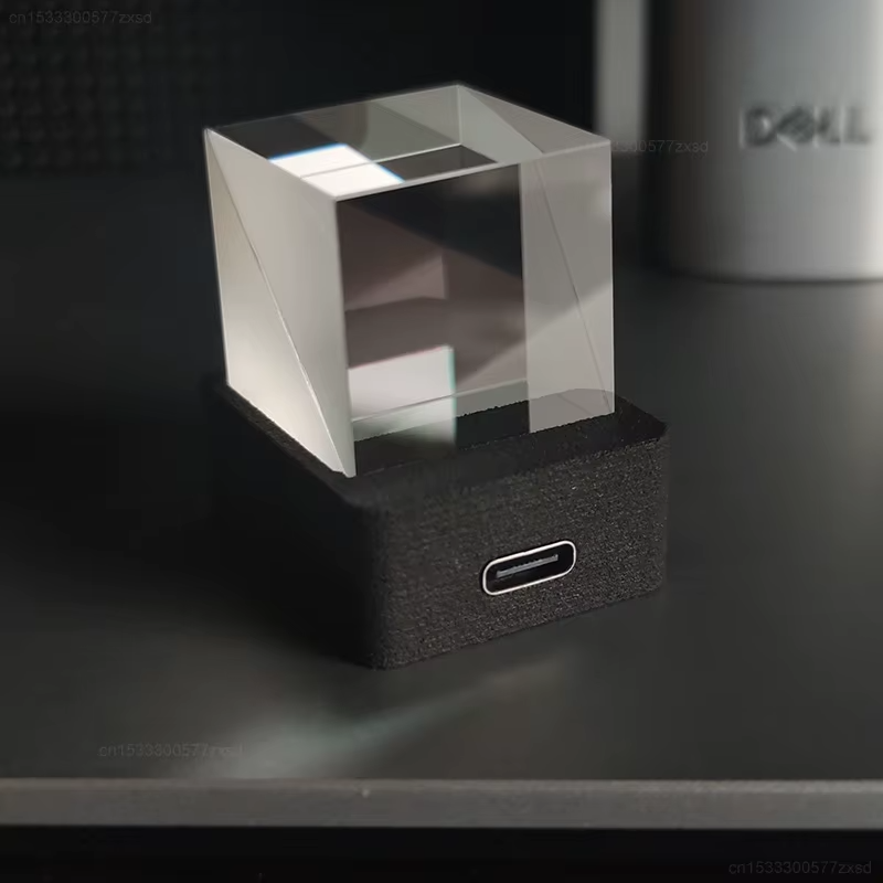 CrystalGif™ Mini Crystal Gif Display