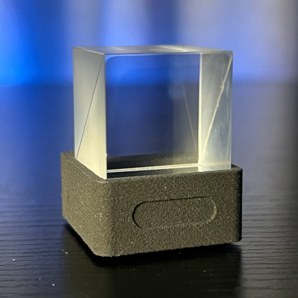 CrystalGif™ Mini Crystal Gif Display